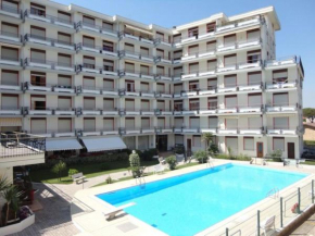 Refurbished flat for 4 in Porto Santa Margherita